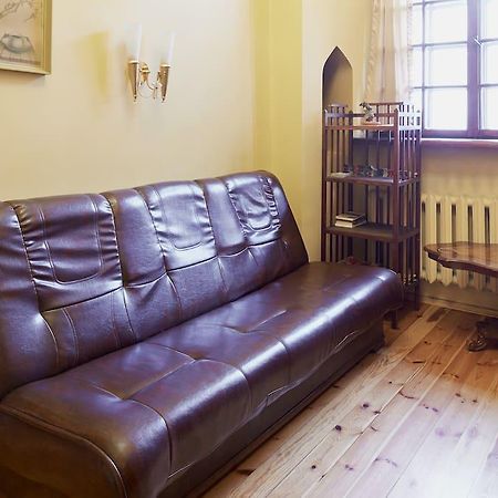 Cozy Apartment In Gothic Style House In The Heart Of The Old Town Vilnius Exterior photo